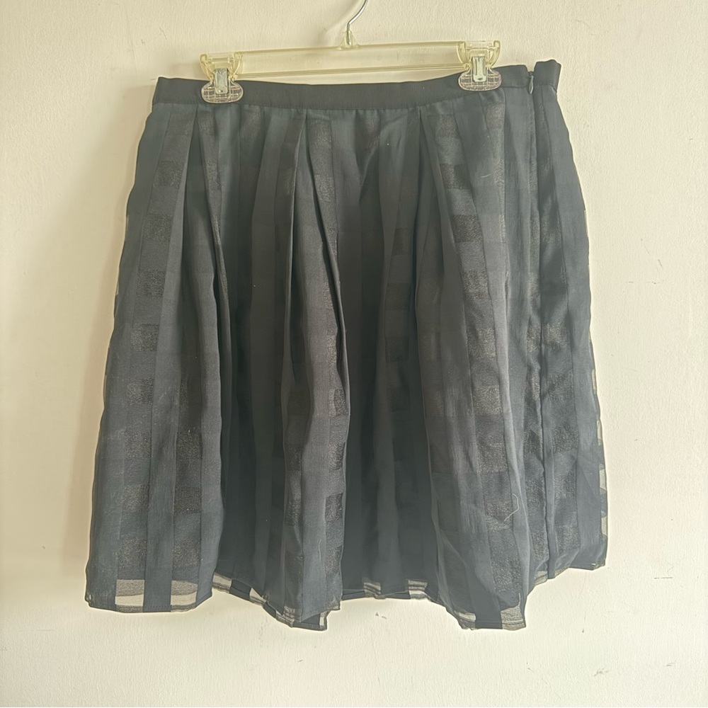 Isaac Mizrahi Black Checkeres Pleated Skirt